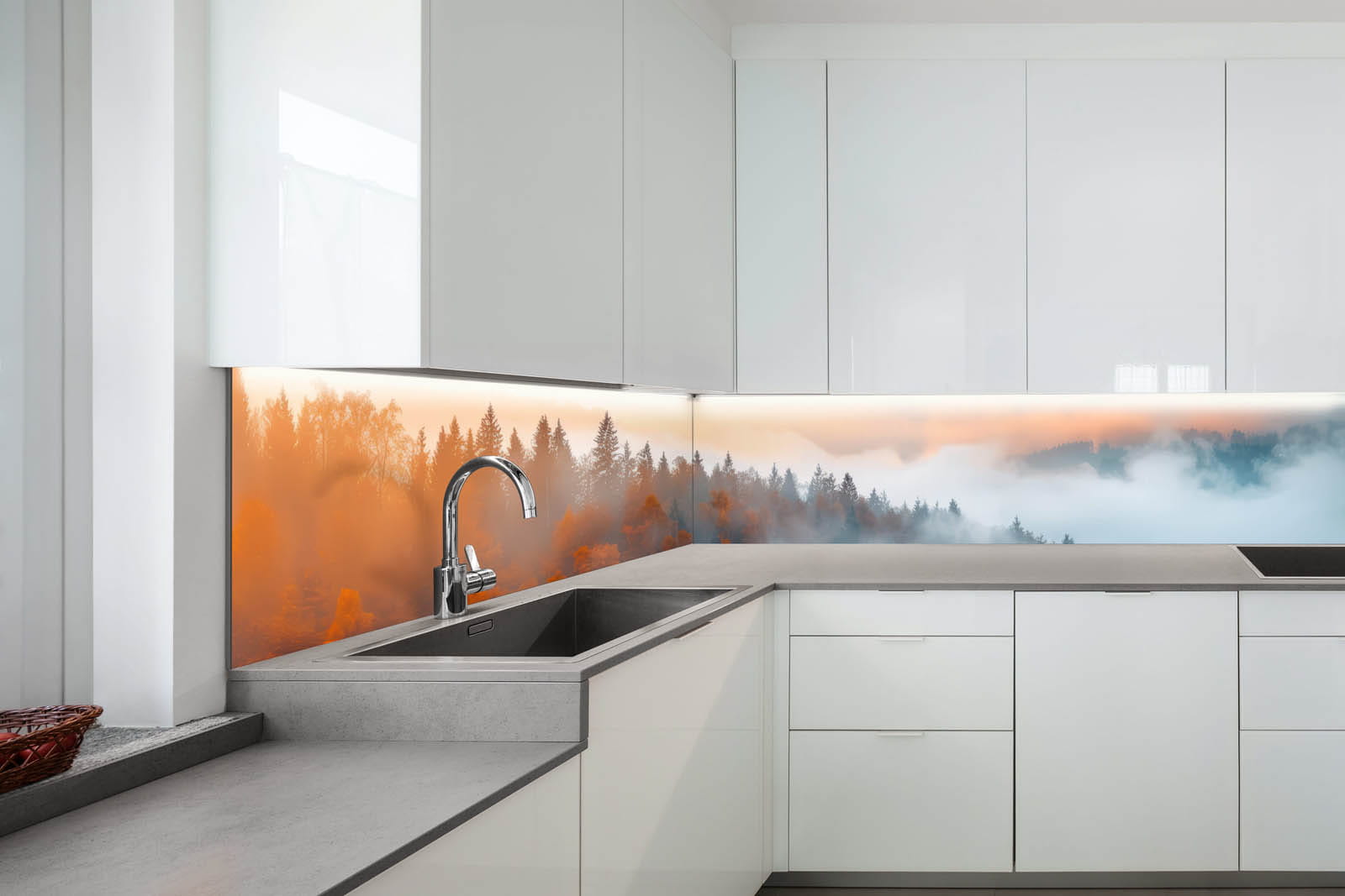 Küchenrückwand - Wald mit Nebel