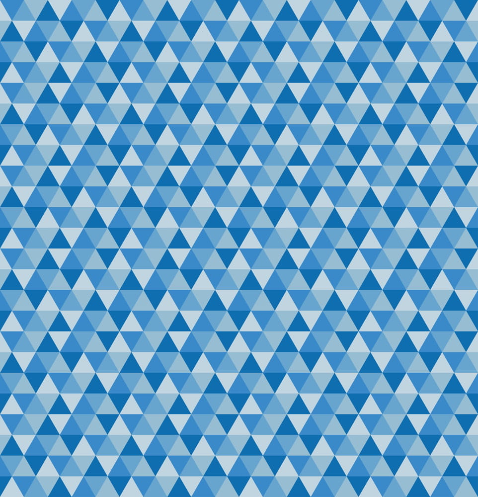 Mosaikfliesen mit blauen Dreiecken in verschiedenen Schattierungen